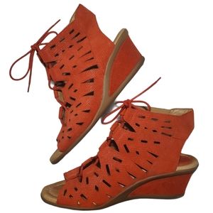 Earth Shoes Gladiator Sandal Wedge Daylily Red 11